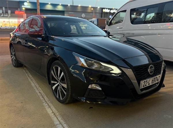 Nissan for sale in Iraq